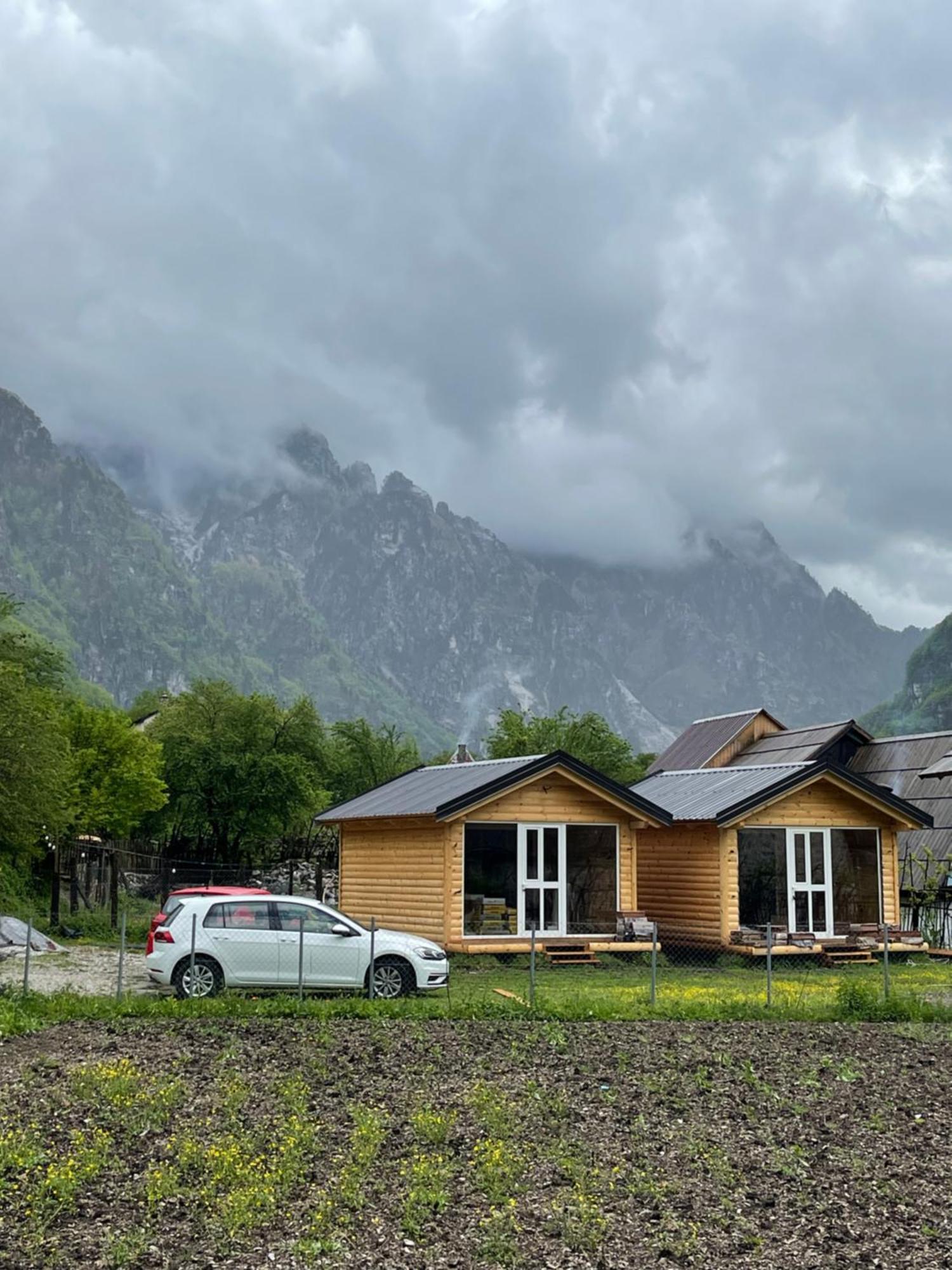 Thethi Mountain Hotel Exterior photo